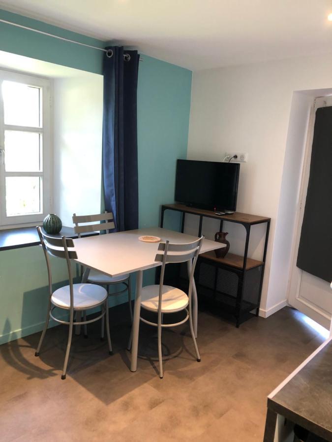 Bed and Breakfast Chez Fabrice Le Pertuis Екстер'єр фото